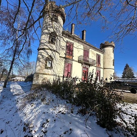 Le Chateau Giat Zewnętrze zdjęcie
