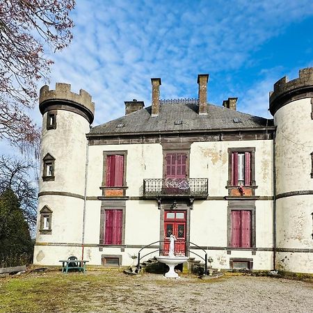 Le Chateau Giat Zewnętrze zdjęcie